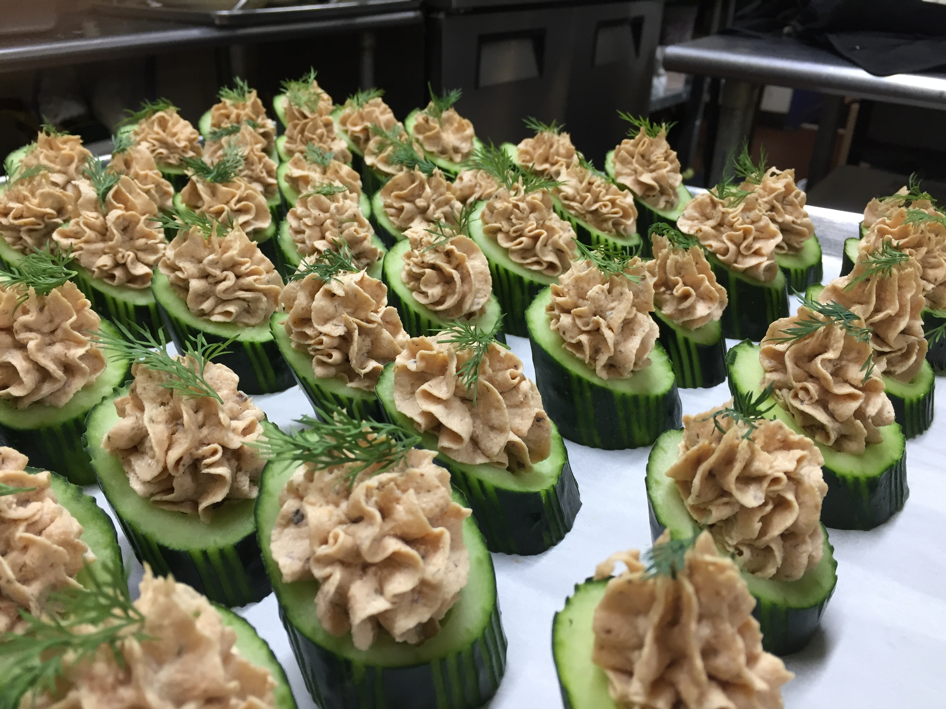 Smoked salmon mousse on cucumber