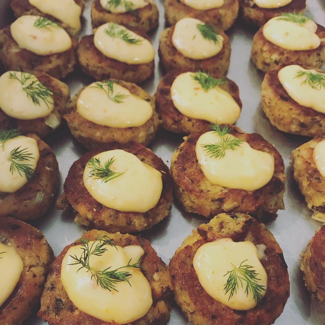 Dungeness crab cakes